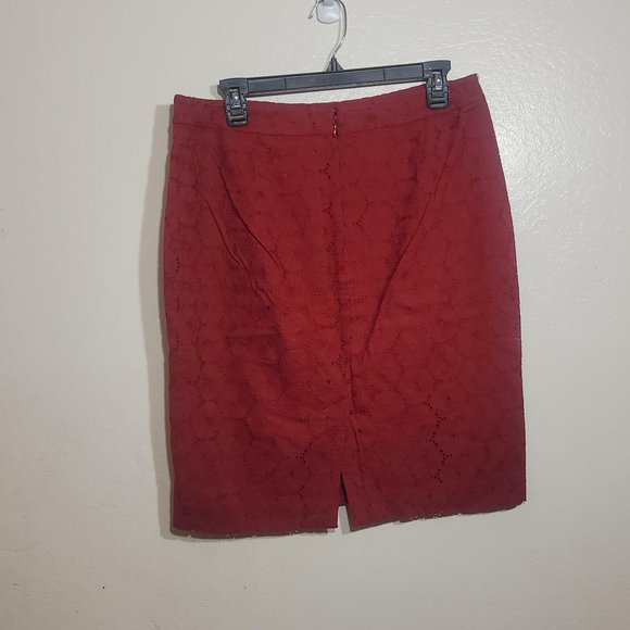 J.Crew Factory Lace Flower Pattern Burgundy Maroon Red Pencil Skirt sz 8 GUC - Picture 6 of 6